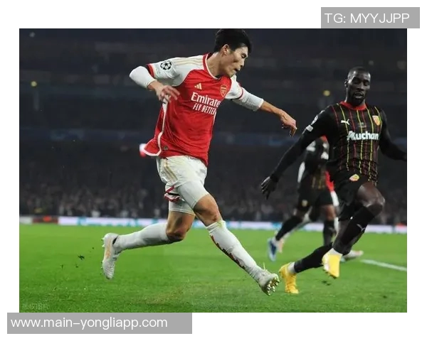 富安健洋加盟阿贾克斯因信任感强烈期待明年英格兰拉练之旅