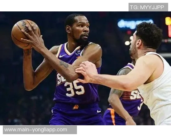 杜兰特批评球迷与媒体贬低常规赛重要性影响篮球讨论质量